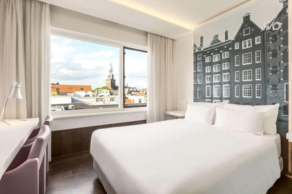 donde alojarse en amsterdam