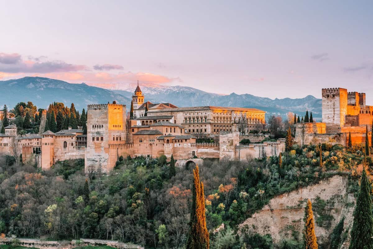 Donde alojarse en Andalucía, ciudad de Granada.