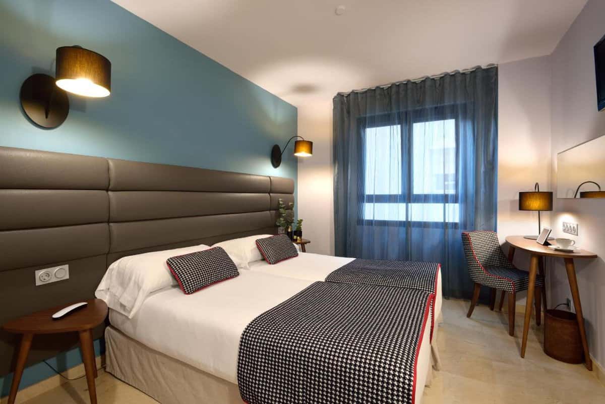 mejores hoteles en pamplona