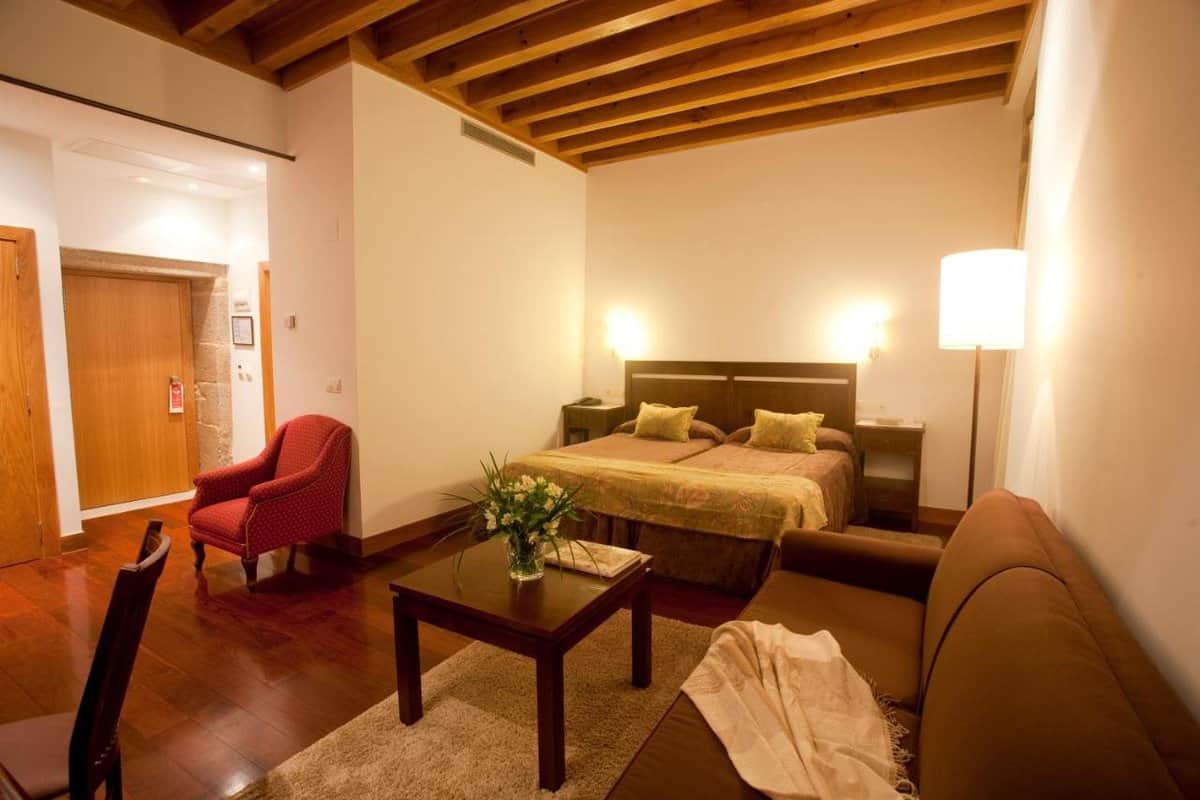 donde dormir en santiago de compostela