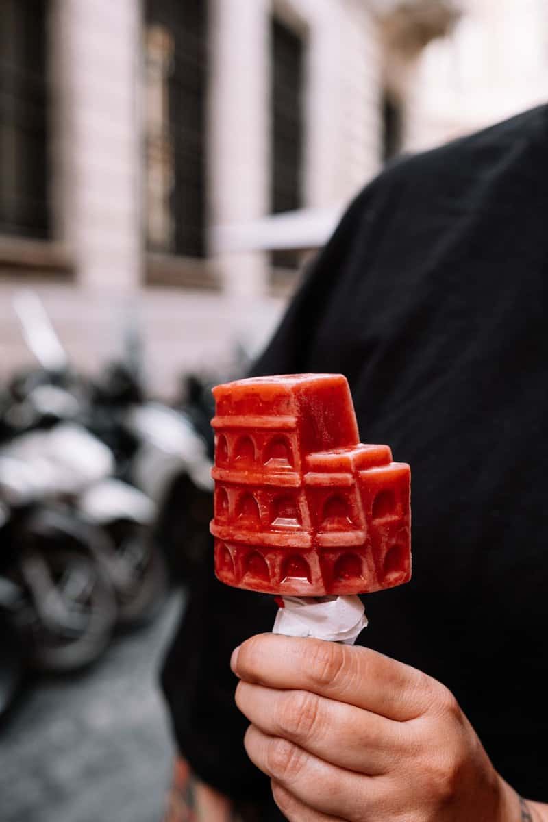 helados con forma de coliseo en roma