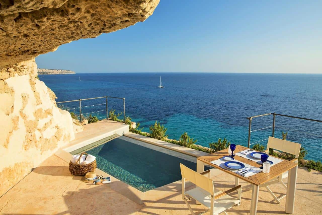 hoteles-a-pie-de-playa-en-españa