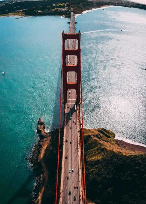 donde viajar en abril